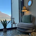 View Πανσιόν 4*