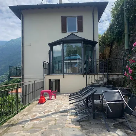 View 招待所 Faggeto Lario