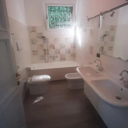 View 3* Faggeto Lario