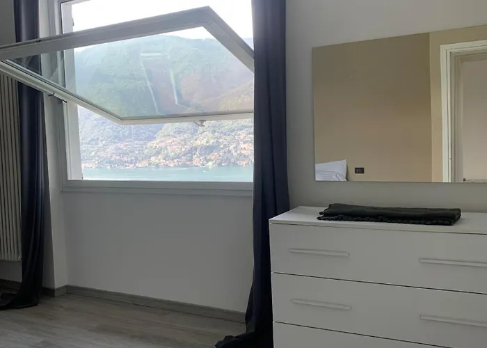 View Faggeto Lario