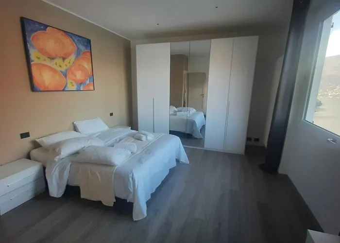 ゲストハウス View Faggeto Lario